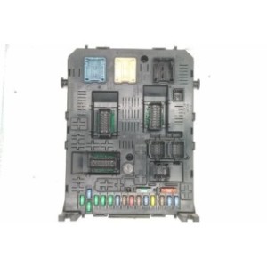 Boitier BSI K04 JOHNSON CONTROLS 966689568001 pour Peugeot 3008